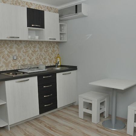 Silver House Hostel Чачак Номер фото
