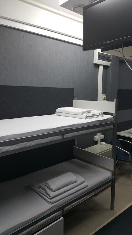 Silver House Hostel Чачак Номер фото